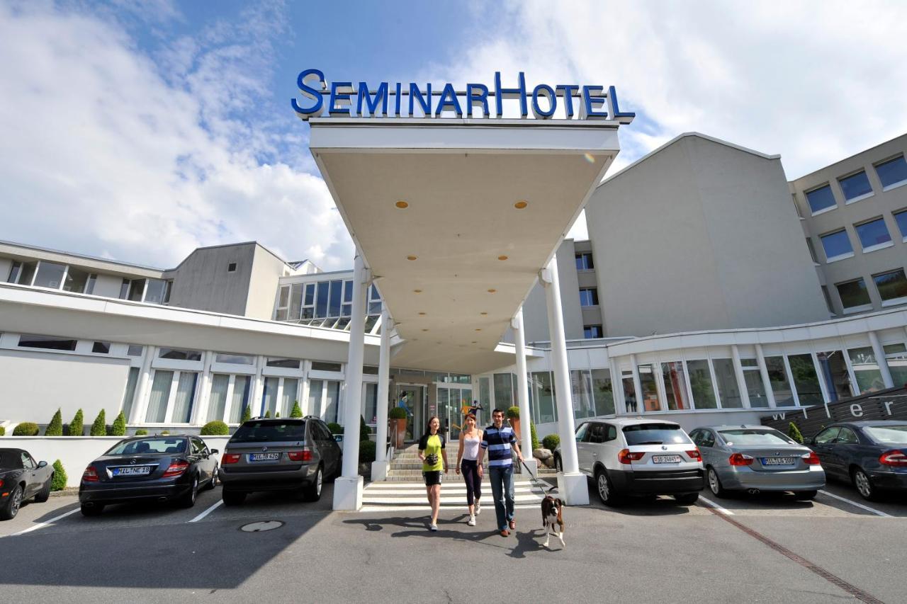 Seminarhotel Am Aegerisee Unterägeri Exterior foto